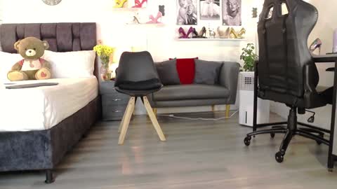 Carla independent model    online show from 01/22/25, 07:25