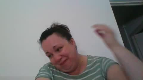 Snapshot of carlaruth chatting on 09/10/25, 03:28 Carlaruth online show from 09/10/25, 03:28
