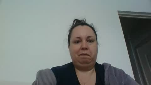 Snapshot of carlaruth chatting on 10/30/25, 05:20 Carlaruth online show from 10/30/25, 05:20