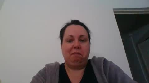 Snapshot of carlaruth chatting on 11/02/25, 03:31 Carlaruth online show from 11/02/25, 03:31