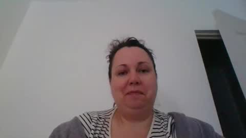 Snapshot of carlaruth chatting on 12/01/25, 03:33 Carlaruth online show from 12/01/25, 03:33