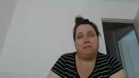 Carlaruth online show from 05/01/26, 03:55