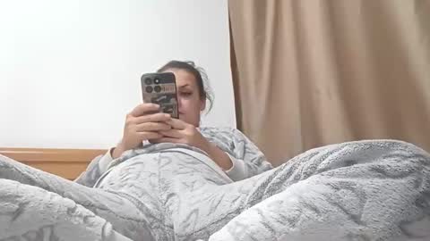 carlasweet00 online show from 10/08/25, 09:34