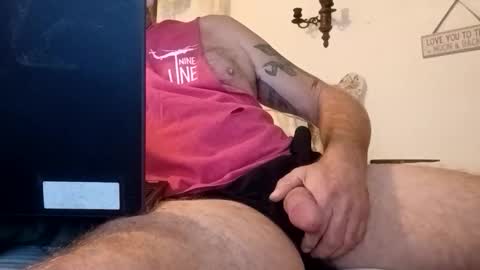 Snapshot of carldhammers chatting on 12/04/25, 08:01 carldhammers online show from 12/04/25, 08:01