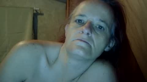 carleeswoman08 online show from 12/24/24, 12:44