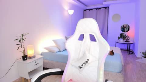 Alejandra online show from 02/10/26, 01:43