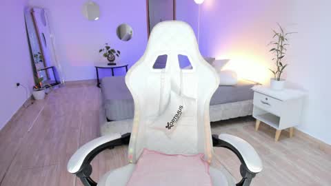 Alejandra online show from 05/23/26, 11:53