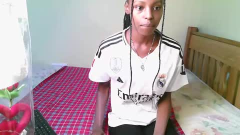 Snapshot of carlex_ chatting on 02/16/25, 05:15 carlex_ online show from 02/16/25, 05:15