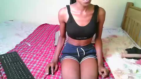 Snapshot of carlex_ chatting on 02/17/25, 04:37 carlex_ online show from 02/17/25, 04:37