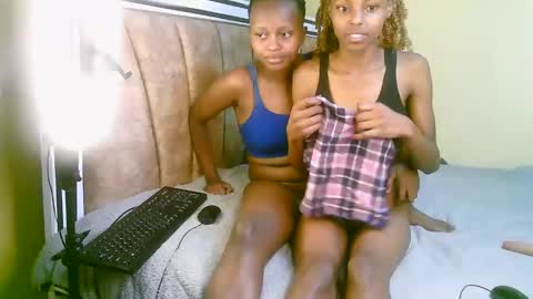 Snapshot of carlex_ chatting on 03/12/25, 11:22 carlex_ online show from 03/12/25, 11:22
