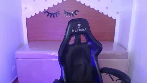 CARLYE   online show from 10/22/25, 03:07