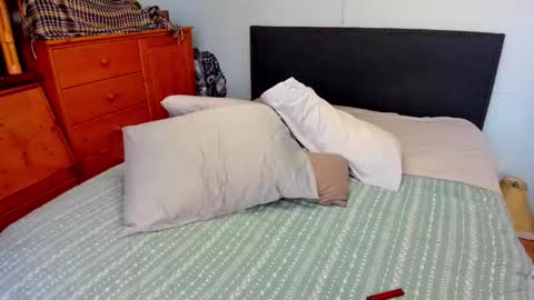 Carlie online show from 11/16/25, 12:05