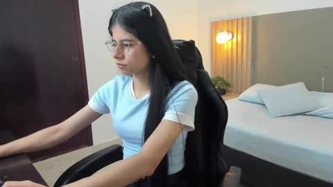 C A R L I N A online show from 09/09/25, 12:26