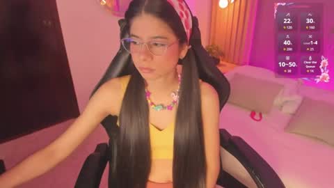 Snapshot of carlina_15 chatting on 06/12/26, 12:37 C A R L I N A online show from 06/12/26, 12:37