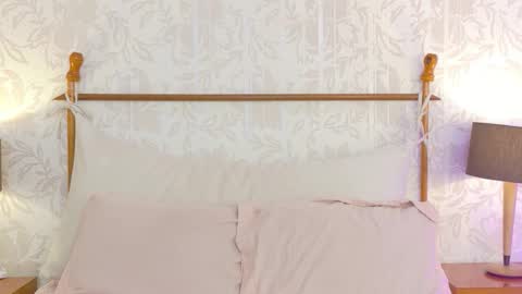 Snapshot of carline_jones chatting on 02/28/26, 11:33 Carline online show from 02/28/26, 11:33