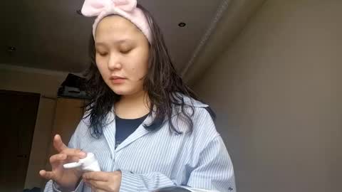 Snapshot of carlinematsuzaki chatting on 03/02/26, 11:28 Jessie online show from 03/02/26, 11:28