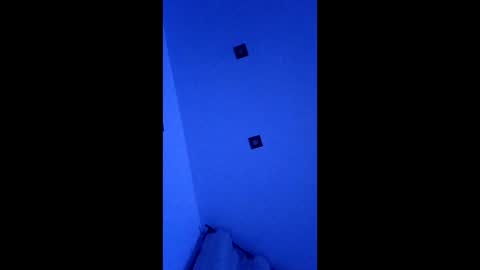 Snapshot of carlitito1 chatting on 10/22/25, 02:01 carlitito1 online show from 10/22/25, 02:01