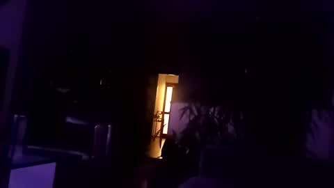 Snapshot of carlitito1 chatting on 11/25/25, 03:39 carlitito1 online show from 11/25/25, 03:39