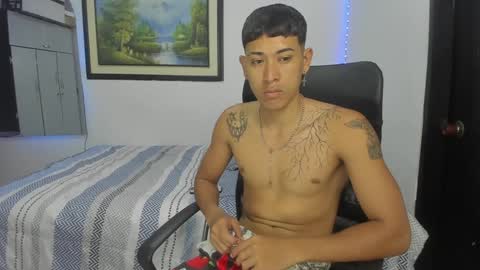 Snapshot of carlitosex09 chatting on 01/16/25, 05:44 master online show from 01/16/25, 05:44