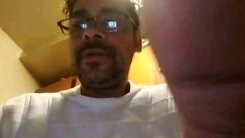carloslove1972 online show from 01/23/25, 11:26