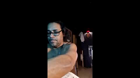 carloslove1972 online show from 02/04/26, 08:09