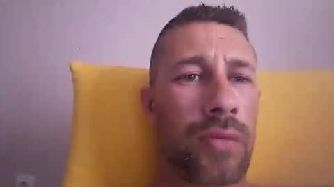 carlosrm440882 online show from 04/15/26, 02:24