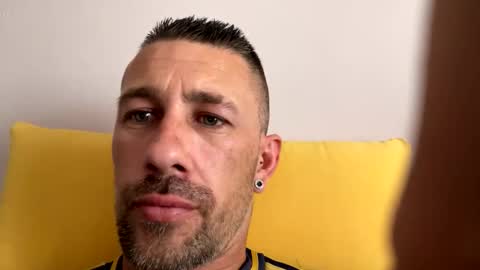 carlosrm440882 online show from 05/18/26, 01:50