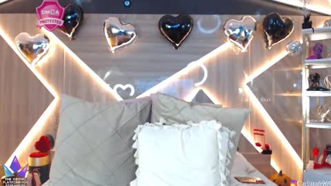 Snapshot of carlotta_ricci chatting on 10/12/25, 04:22 Carla Carla I am sensual goddes and i was born for loveworshipping and enjoyment. online show from 10/12/25, 04:22