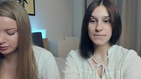 Jessie and Lika   online show from 02/09/26, 07:18