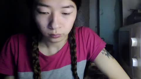 Snapshot of carlyjoy chatting on 02/17/25, 02:15 CarlyJoy online show from 02/17/25, 02:15