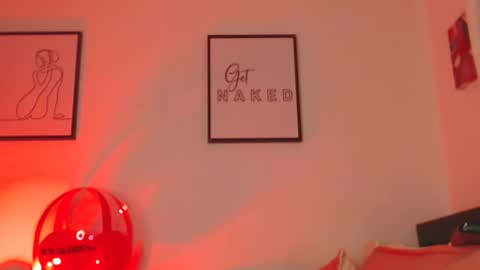 Littlecarly  online show from 02/25/25, 05:19