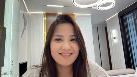 Snapshot of carlynputhiyamadam chatting on 05/28/26, 09:06 Alisa online show from 05/28/26, 09:06