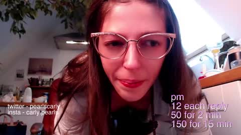 Carly Pearls online show from 01/05/25, 02:52
