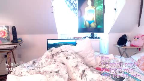 Carly Pearls online show from 01/14/25, 12:14