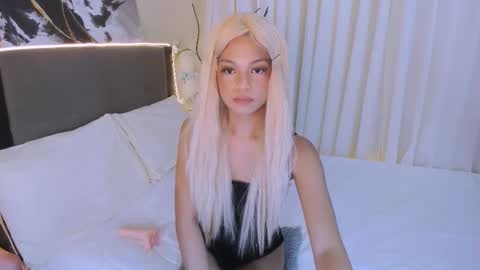 CARMELLA online show from 11/27/25, 04:31