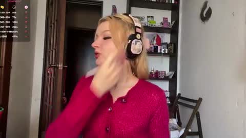 Elina online show from 07/14/26, 09:58