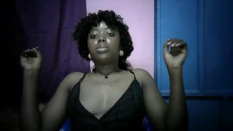 carmennalgona online show from 10/25/25, 04:13