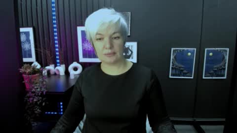 Snapshot of carmensoft chatting on 12/14/25, 08:46 Carmen online show from 12/14/25, 08:46