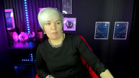 Carmen online show from 12/22/25, 09:01