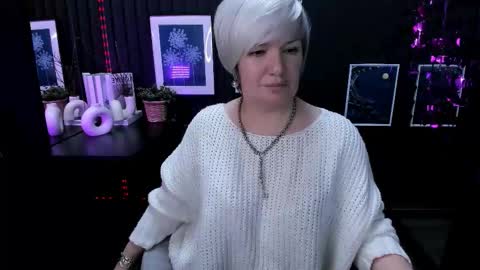 Carmen online show from 02/14/26, 09:22