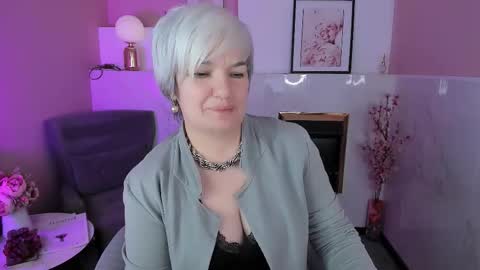 Carmen online show from 03/25/26, 09:37