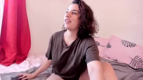 Snapshot of carmesix__ chatting on 02/05/26, 01:05 carmesix__ online show from 02/05/26, 01:05