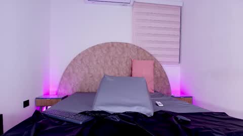 Snapshot of caro_loving chatting on 02/15/26, 03:03 caro online show from 02/15/26, 03:03