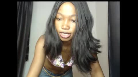 caroline online show from 03/15/26, 04:18