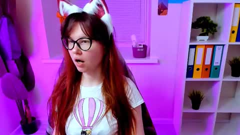 Snapshot of carol_carmen chatting on 09/28/25, 11:43 Carol online show from 09/28/25, 11:43