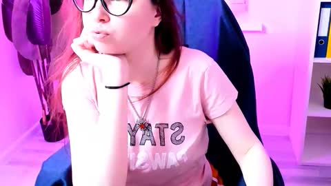 Snapshot of carol_carmen chatting on 10/26/25, 07:36 Carol online show from 10/26/25, 07:36