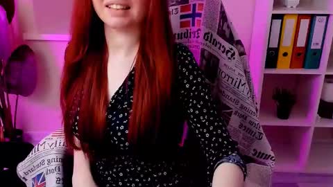 Snapshot of carol_carmen chatting on 11/09/25, 08:56 Carol online show from 11/09/25, 08:56