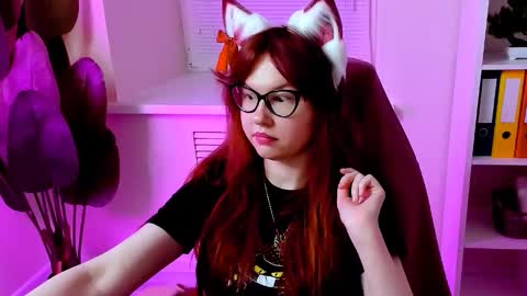 Snapshot of carol_carmen chatting on 11/30/25, 02:26 Carol online show from 11/30/25, 02:26