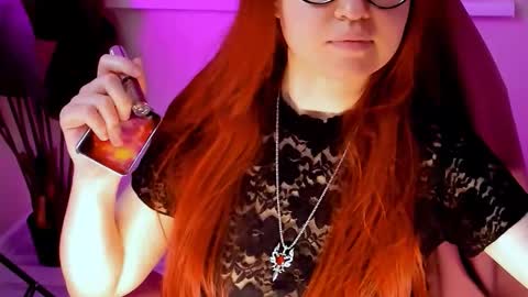 Snapshot of carol_carmen chatting on 12/05/25, 12:19 Carol online show from 12/05/25, 12:19