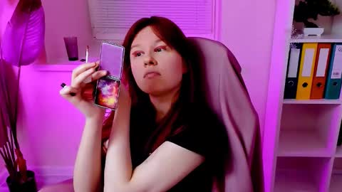 Snapshot of carol_carmen chatting on 12/13/25, 11:43 Carol online show from 12/13/25, 11:43